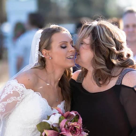 Meet your Posher, Lynn - Picture 1 of 1